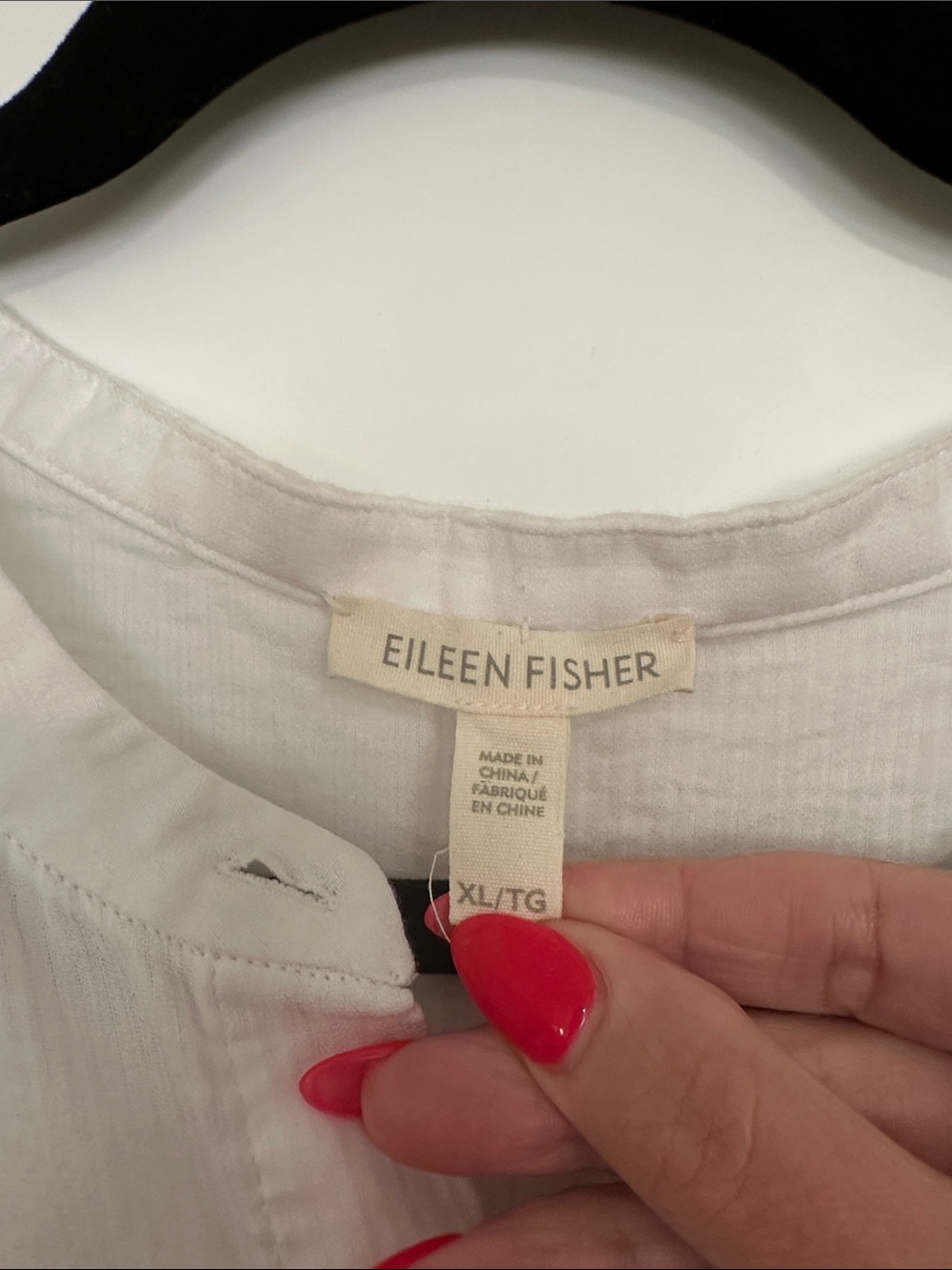 Eileen Fisher White Cotton Sleeveless Button-Down Top - Picture 3 of 6
